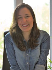 Thais Freitas author