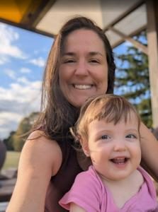 Thais personal 1_223x300 (1)